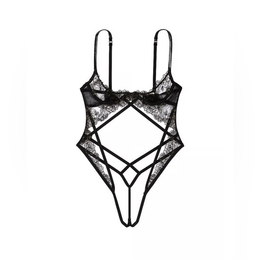 VERY SEXYVictorias Secret 
Midnight Affair BarelyThere Open Cup Crotchless Teddy